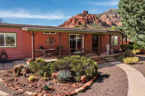 Amazing Views for Family Red Rock Trail House